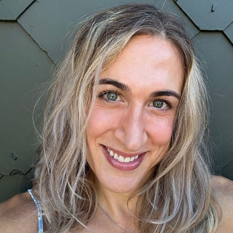 Dani Grace, LAPC is a practitioner on Psychedelic.Support