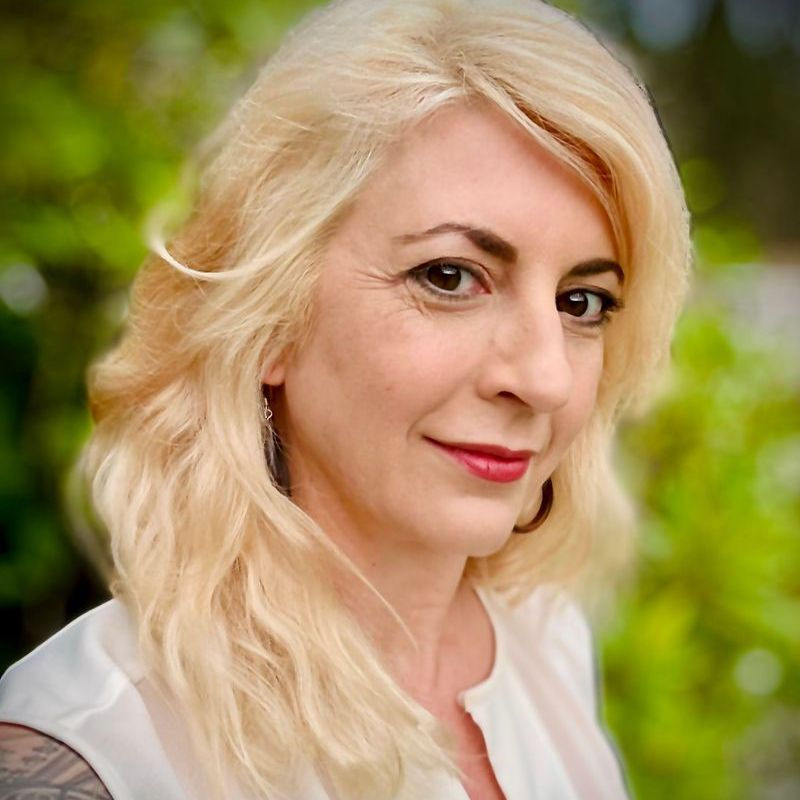 E. Jane Ledbetter, PsyD is a practitioner on Psychedelic.Support