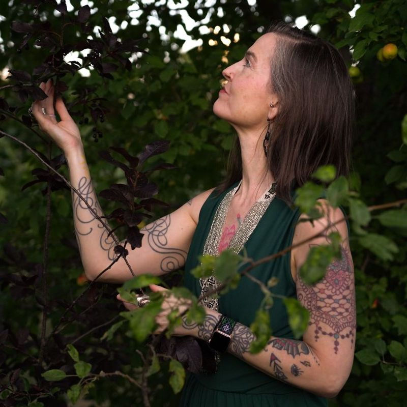 Keli Owens, LMFT, CST is a practitioner on Psychedelic.Support