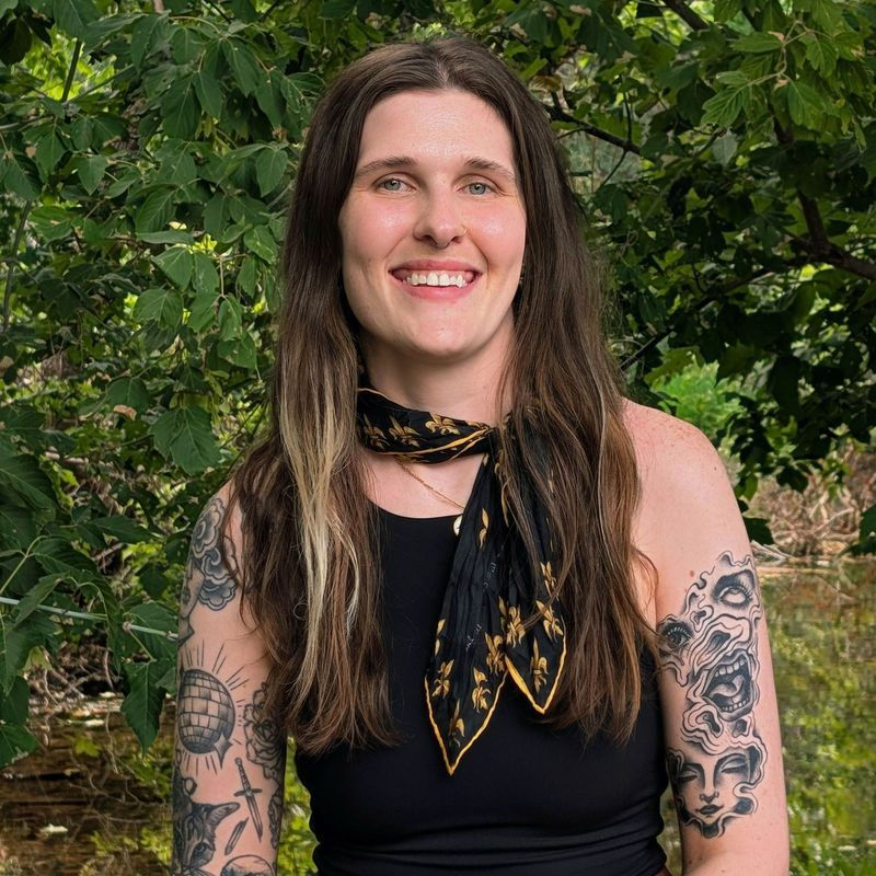 Tess Rose, LCSW is a practitioner on Psychedelic.Support